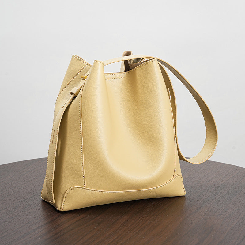 Sac seau en cuir | Urban Chic