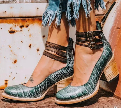 Chaussures à talons en cuir avec brides multiples