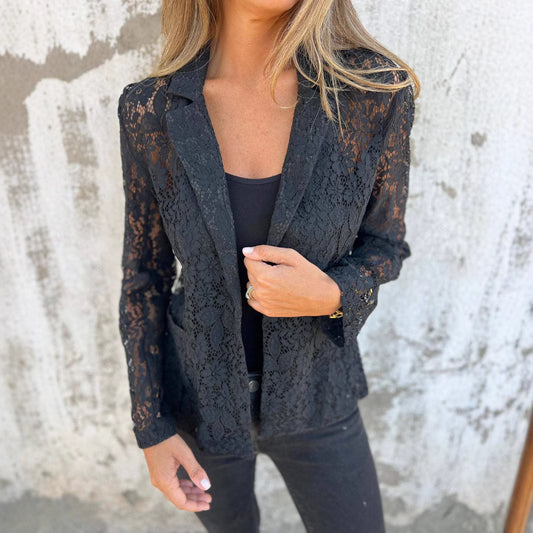 Chemise Dentelle & Style Féminin